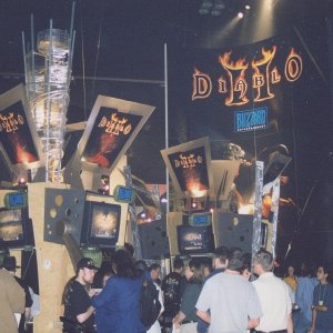 E3 1999 D2 Booth