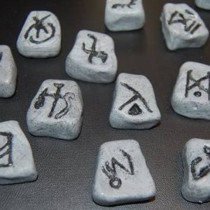 Fanmade Horadric Cube and Runes