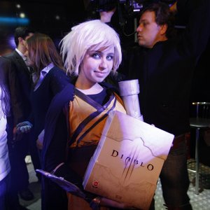 cosplay at Istanbul launch event