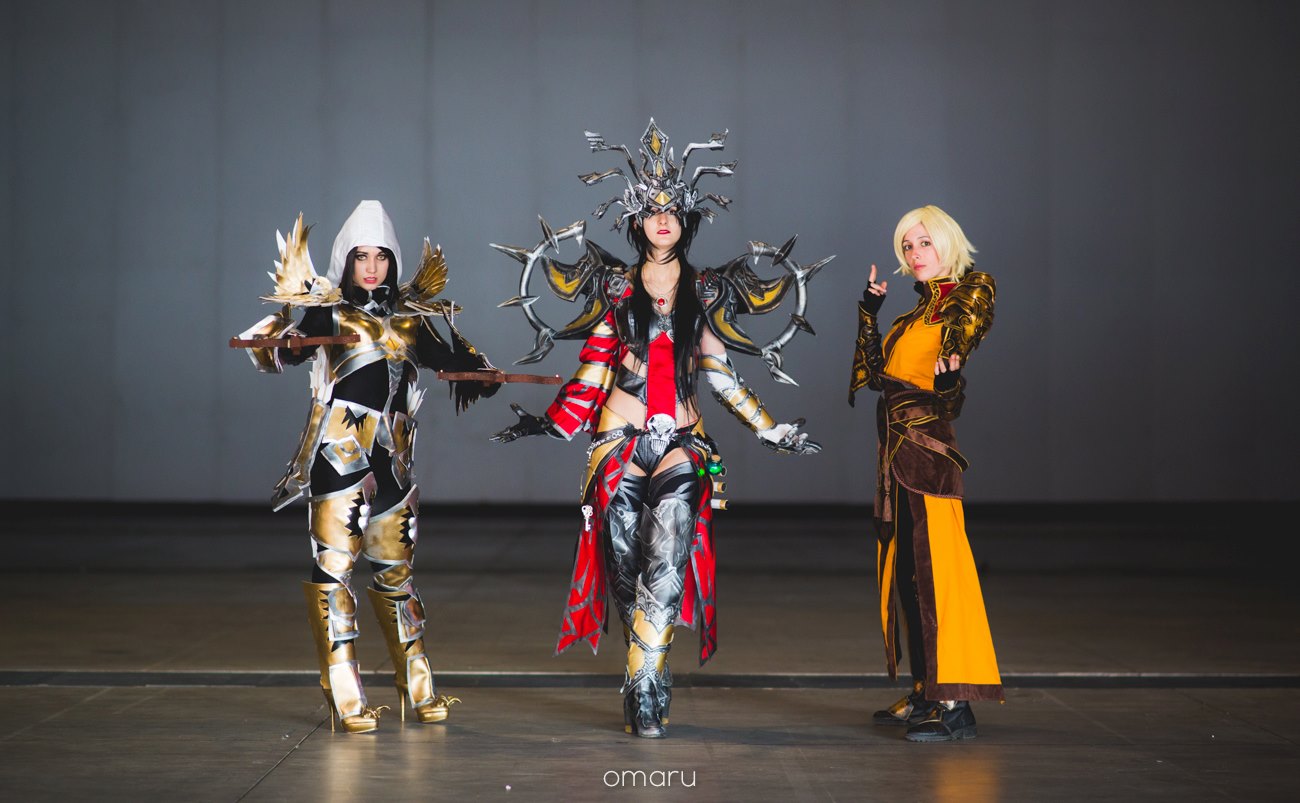 Demon Hunter, Wizard and Female Monk